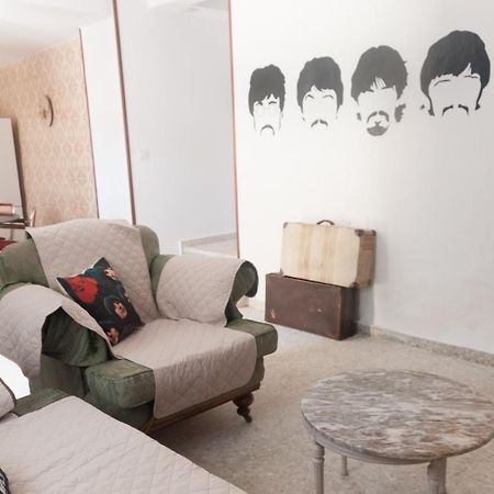 Casa Beatles Del Valle Pinos del Valle Bagian luar foto