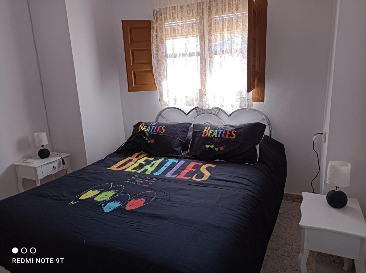 Casa Beatles Del Valle Pinos del Valle Bagian luar foto