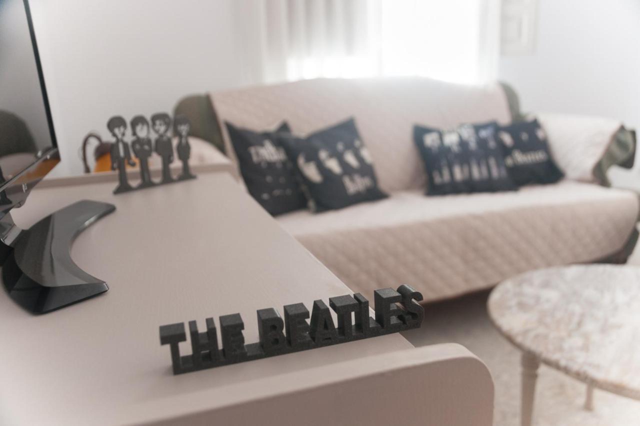 Casa Beatles Del Valle Pinos del Valle Bagian luar foto